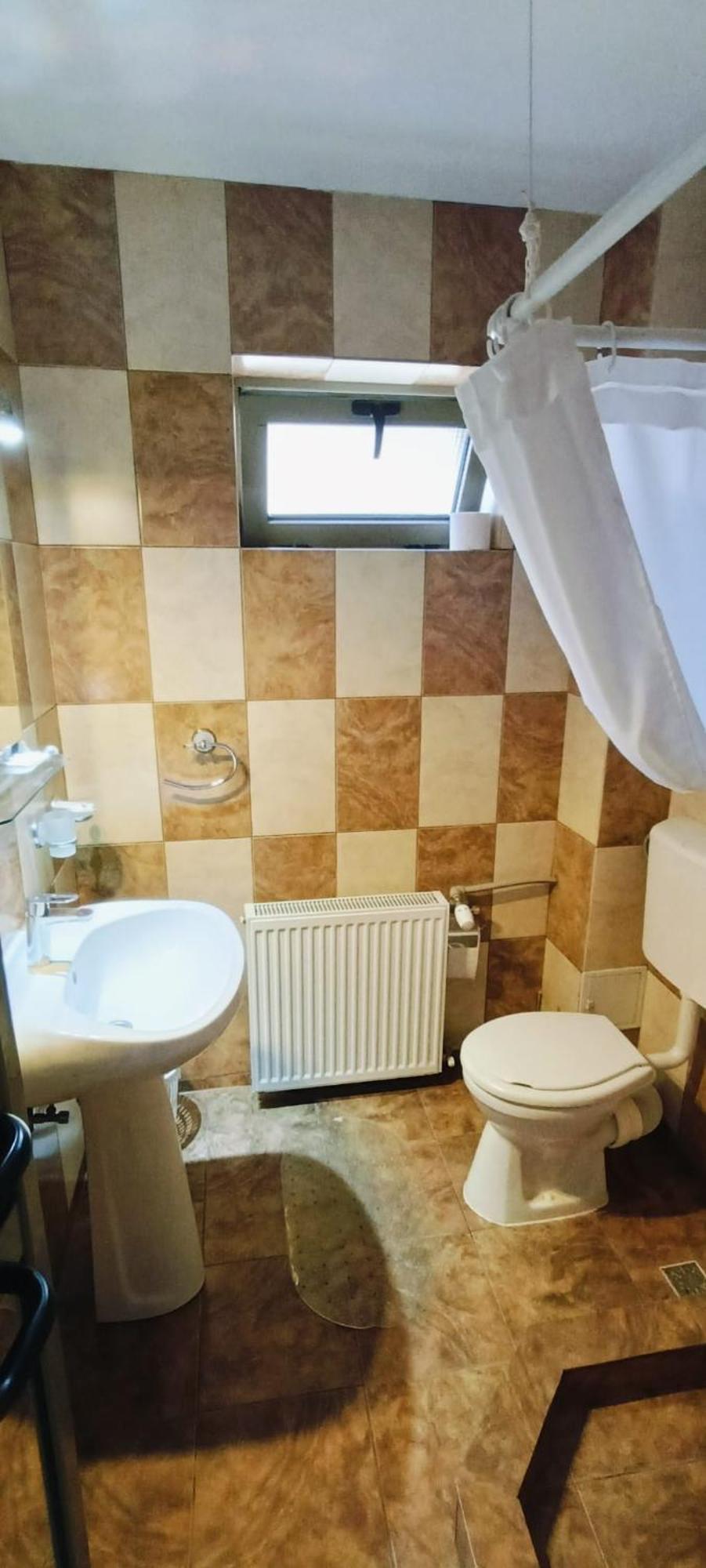 Cazare Casa Sandra Băile Herculane Exteriör bild